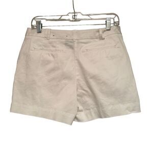 Worthington modern fit white shorts